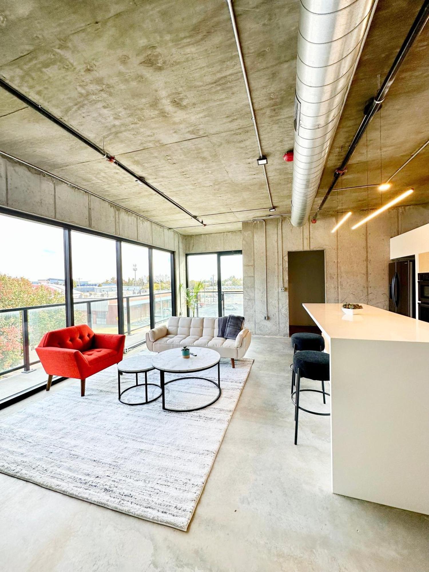 Left Frame Lofts Apartment